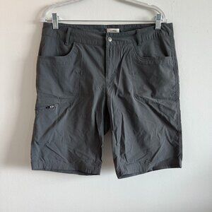 L.L. Bean, Women's Nylon Shorts, Bermuda/hiking length, Grey, pockets, Size 12